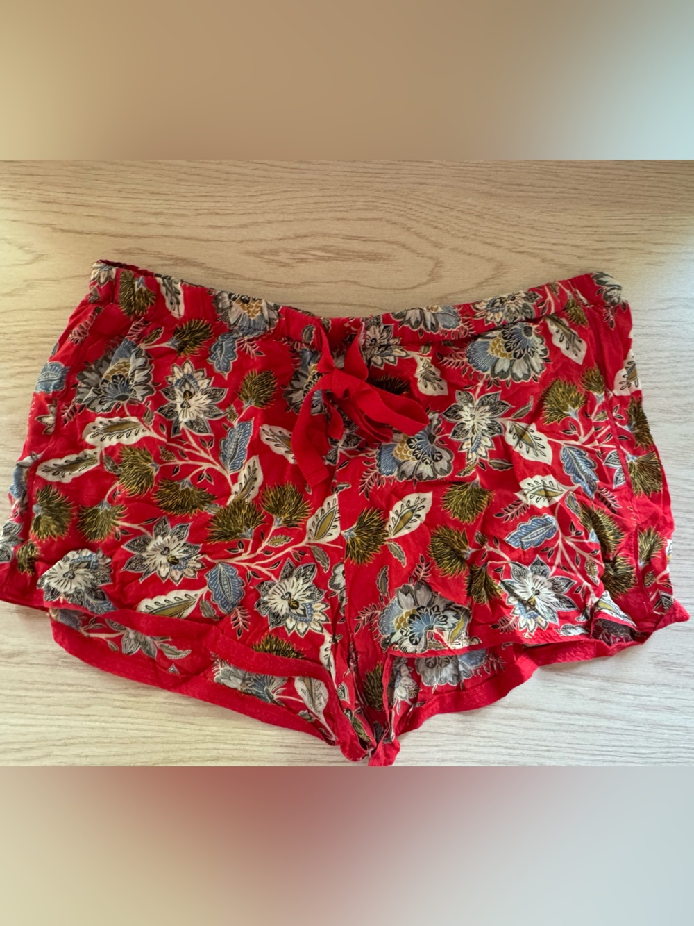 LOFT Red Floral Print Women’s Shorts